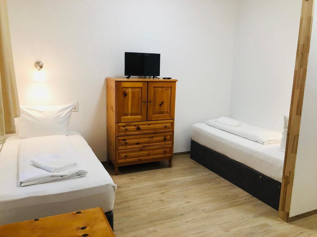 Apartamente Pfullingen Eksteriør bilde